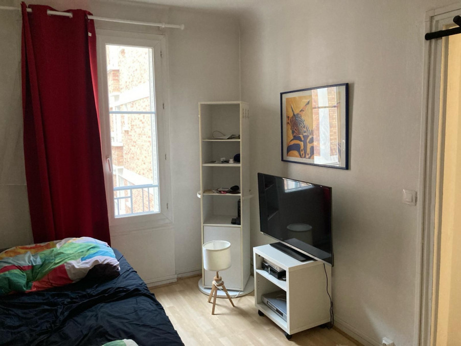 Location Appartement PARIS 16EME ARRONDISSEMENT  850 €