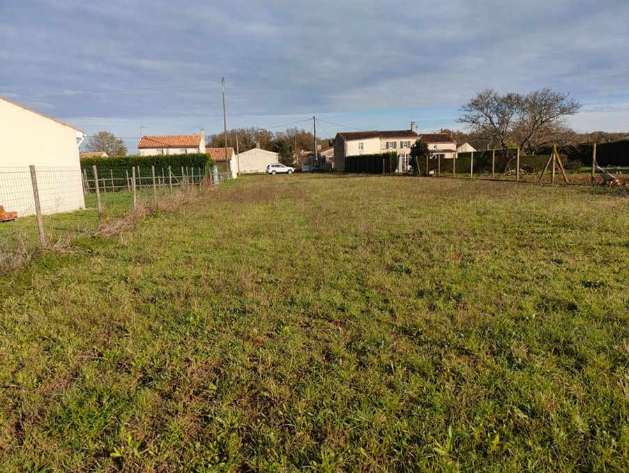 Vente Terrain Saint-Savinien 34 990 €