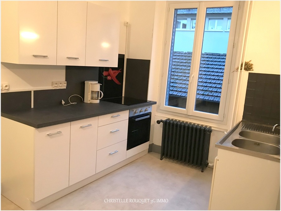 Vente Immeuble BOURG LASTIC  211 000 €