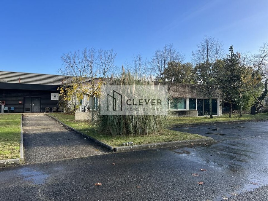 Location Local LORMONT 10 000 €
