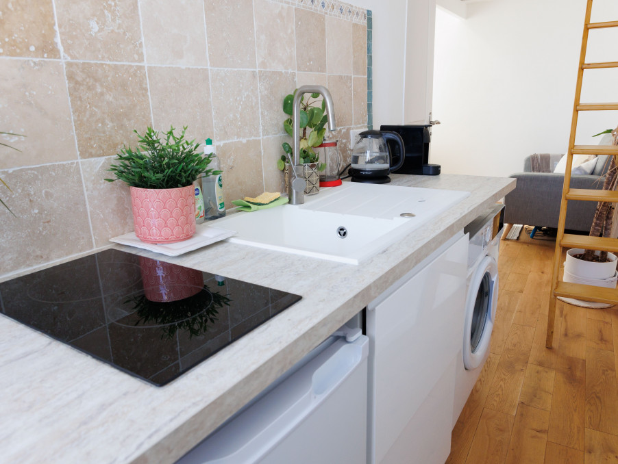 Location Appartement PARIS 17EME ARRONDISSEMENT  840 €