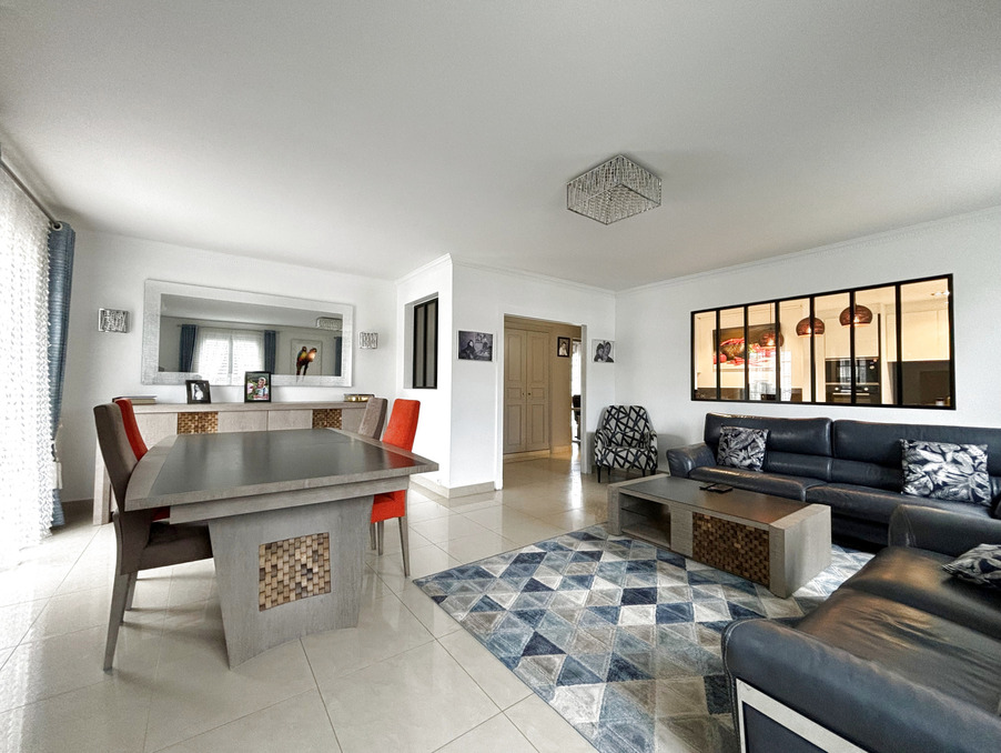 Vente Local Champigny-sur-Marne  499 500 €