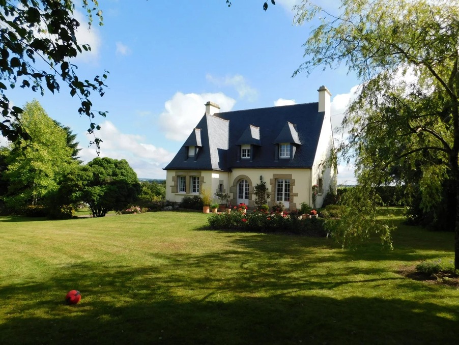 Vente Maison Carhaix-Plouguer  280 000 €