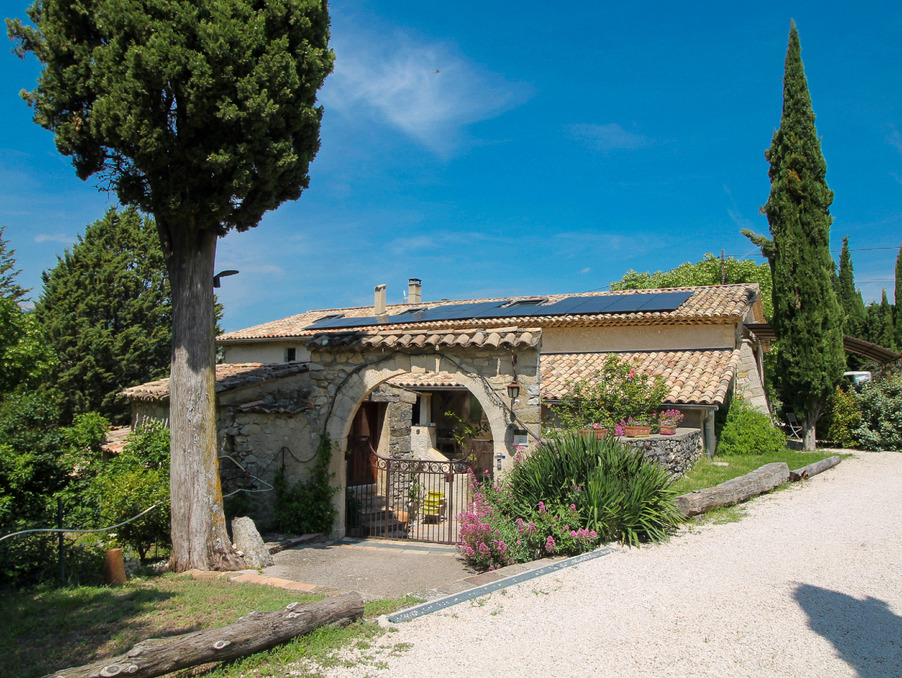 Vente Maison MONTBRUN LES BAINS  880 000 €