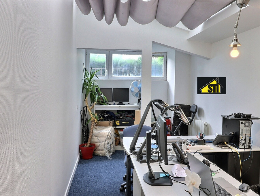Vente Professionnel Paris  690 000 €