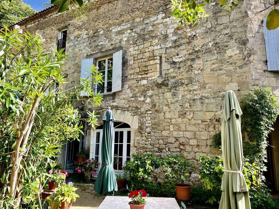 Vente Maison FUMEL  246 100 €