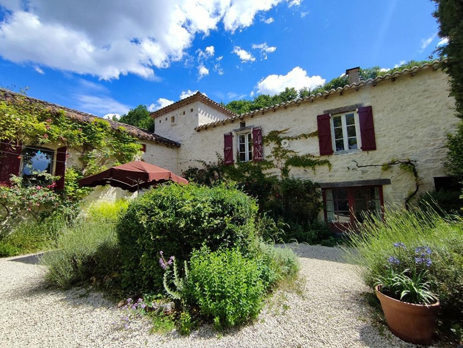 Vente Maison Montcuq-en-Quercy-Blanc  424 000 €