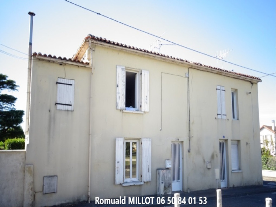 Vente Immeuble Angoulême  128 990 €