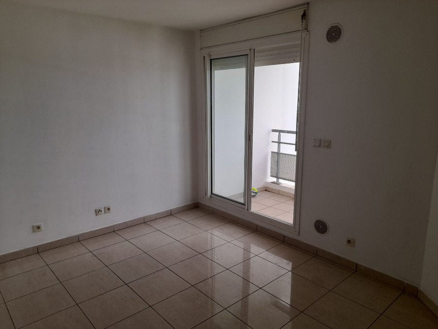 Vente Appartement Saint-Denis  100 280 €