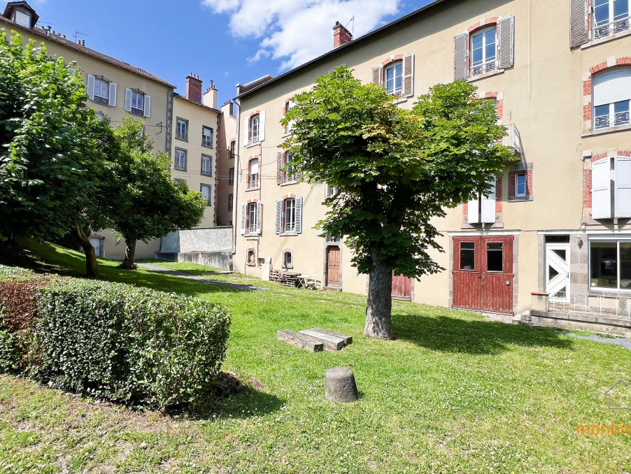 Vente Appartement AURILLAC  121 900 €