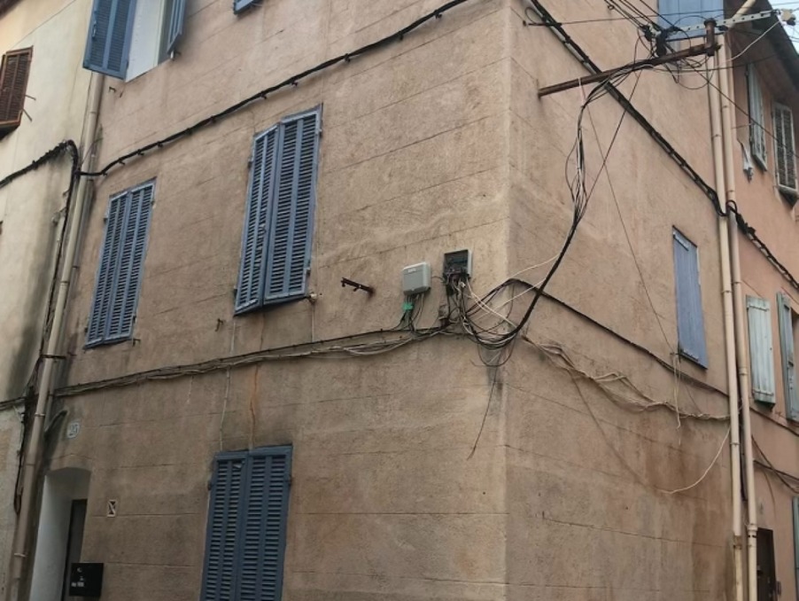 Vente Immeuble AUBAGNE  198 000 €