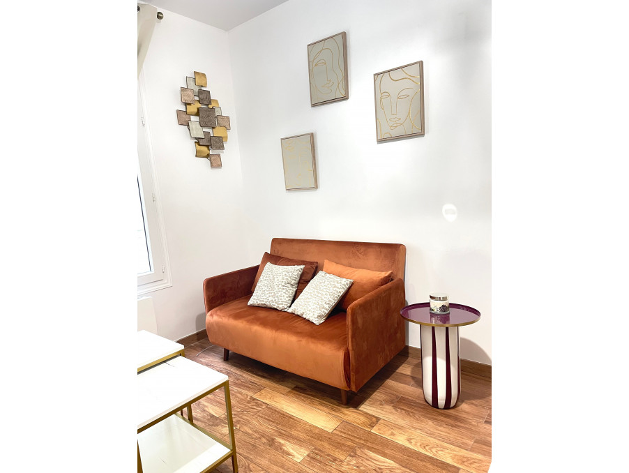 Location Appartement PARIS 4EME ARRONDISSEMENT  956 €