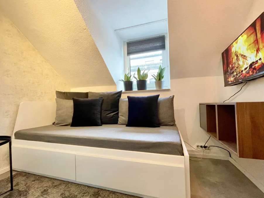Location Appartement PARIS 14EME ARRONDISSEMENT  845 €