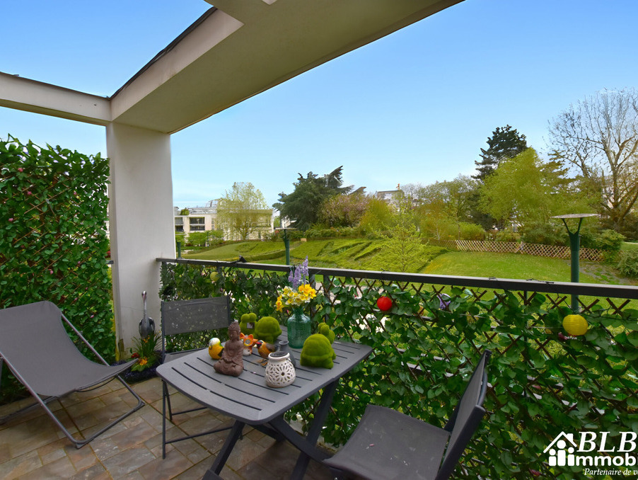 Vente Appartement Élancourt  299 000 €