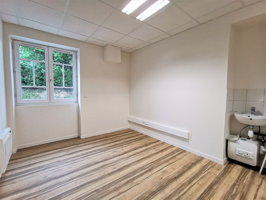 Location Local Saint-Palais  500 €