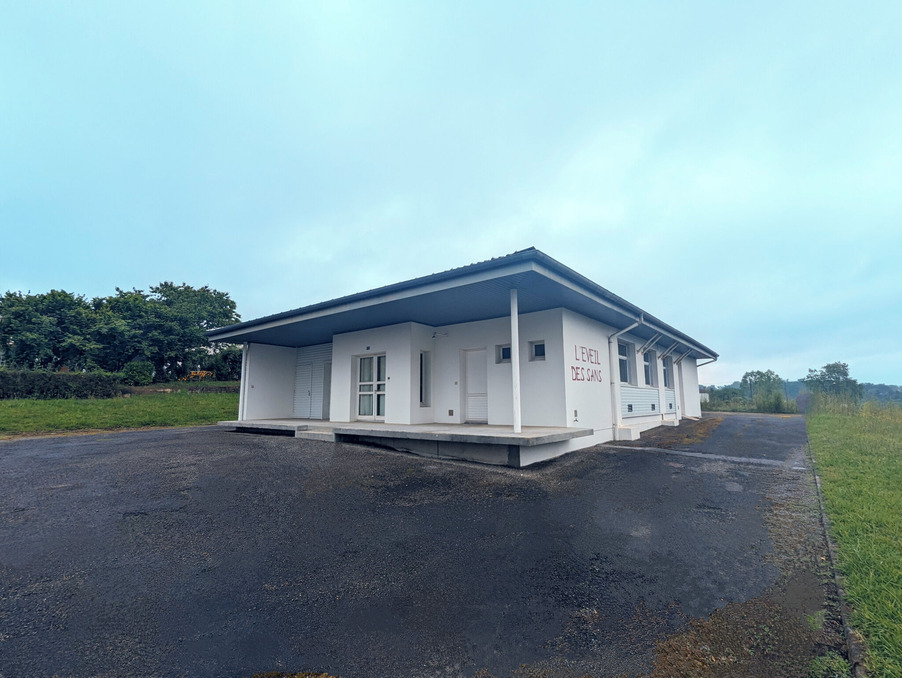 Location Local Saint-Palais 1 200 €