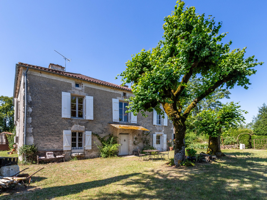 Vente Maison MONTAIGU DE QUERCY  530 000 €