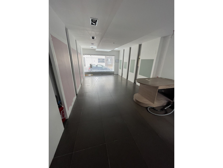 Location Local Boulogne billancourt 2 083 €