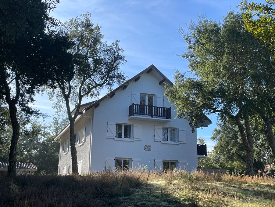 Vente Appartement MOLIETS ET MAA  330 000 €
