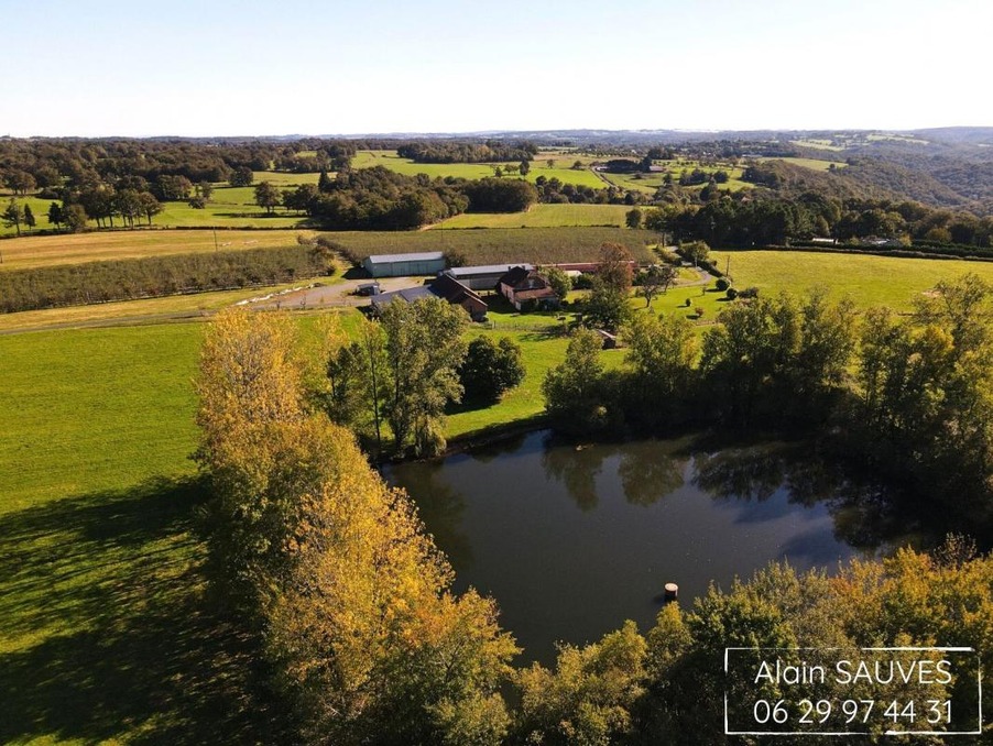 Vente Maison Génis  624 000 €