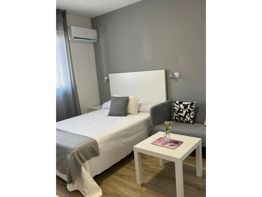 Location Appartement LYON 3EME ARRONDISSEMENT  715 €