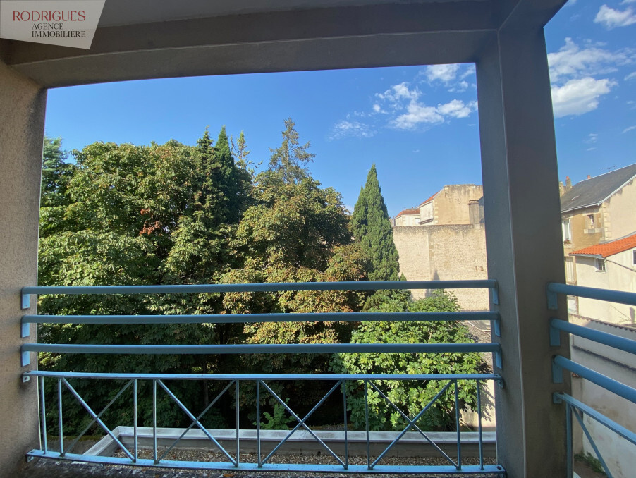 Vente Appartement POITIERS  136 740 €