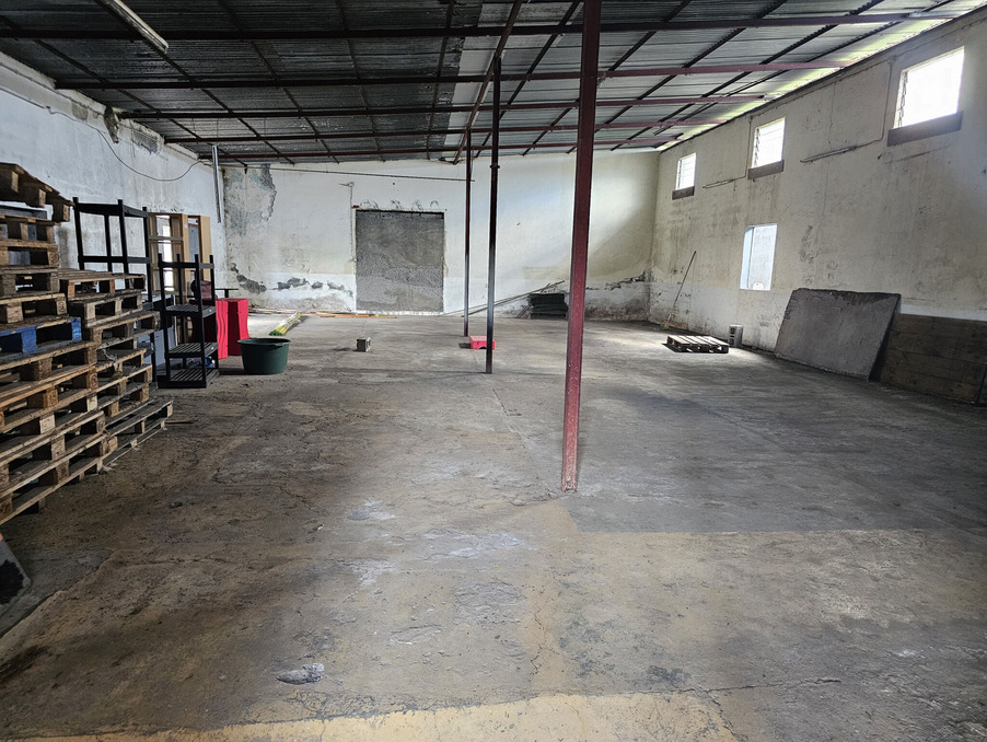 Location Local Saint-André 1 000 €