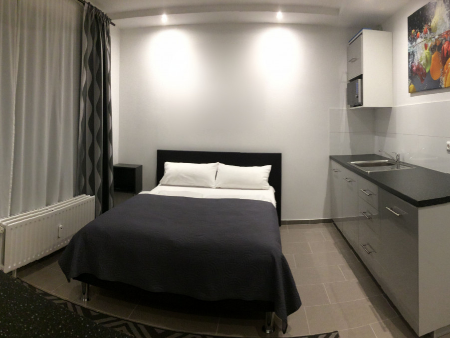 Location Appartement PARIS 17EME ARRONDISSEMENT  965 €