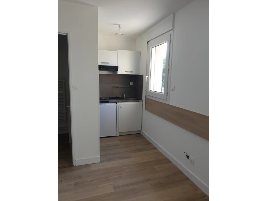 Location Appartement La Couronne  370 €