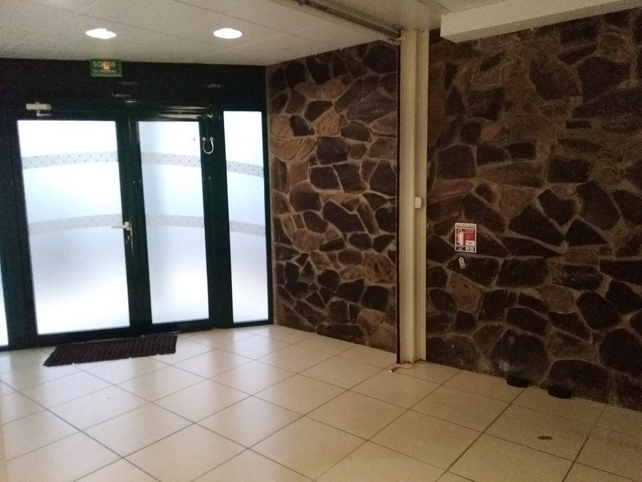 Vente Local Pointe-à-Pitre  247 500 €