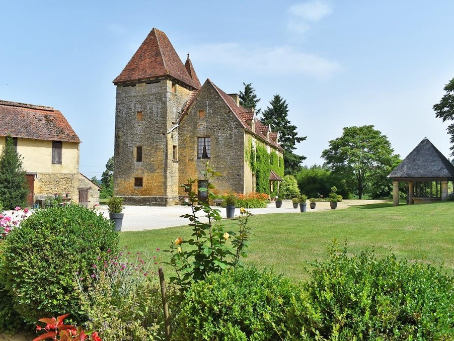 Vente Maison Marcillac-Saint-Quentin  998 000 €