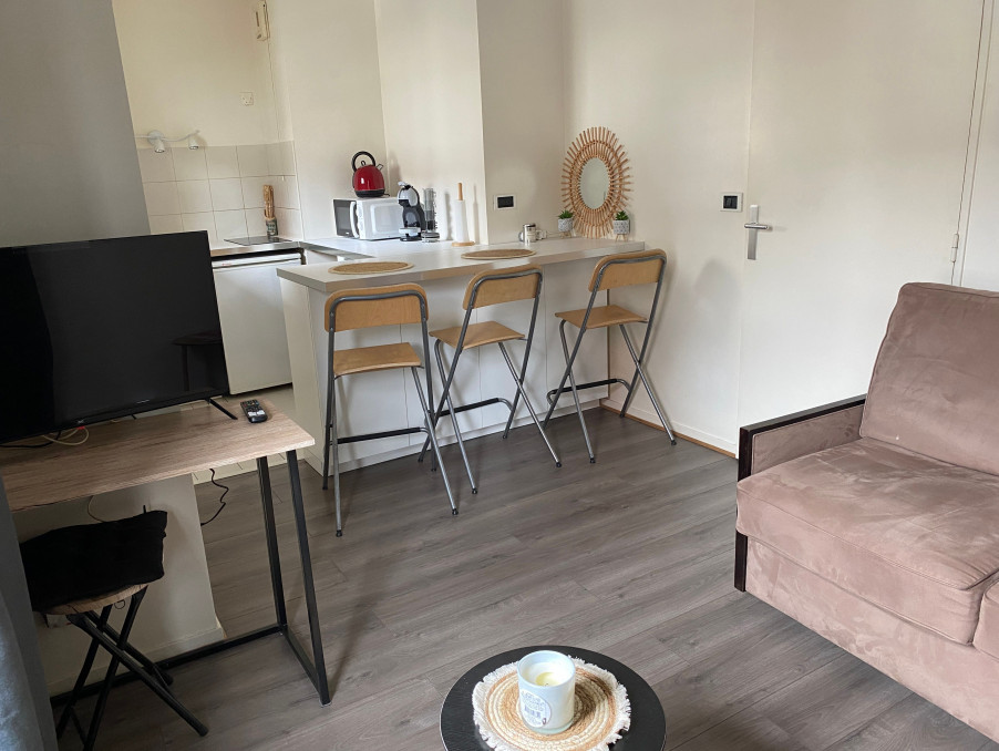 Location Appartement PARIS 9EME ARRONDISSEMENT  920 €