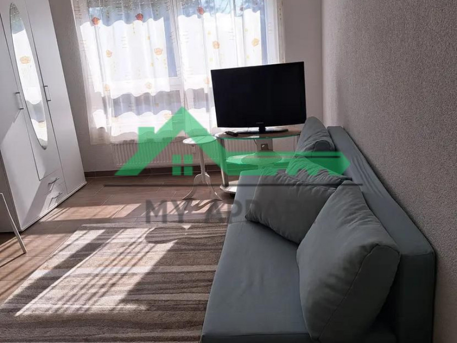 Location Appartement BORDEAUX  725 €