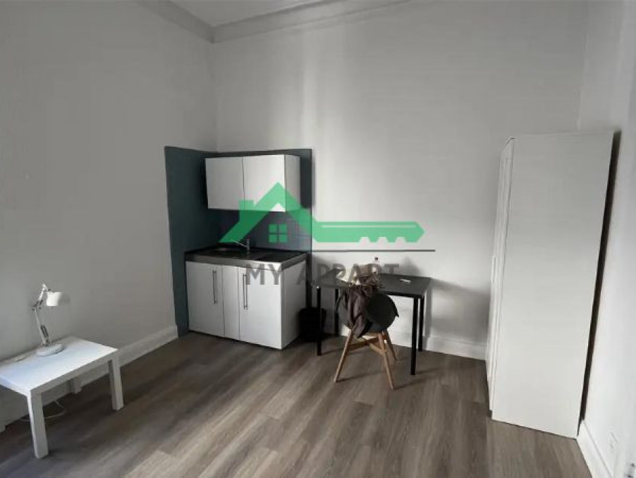 Location Appartement AIX EN PROVENCE  565 €