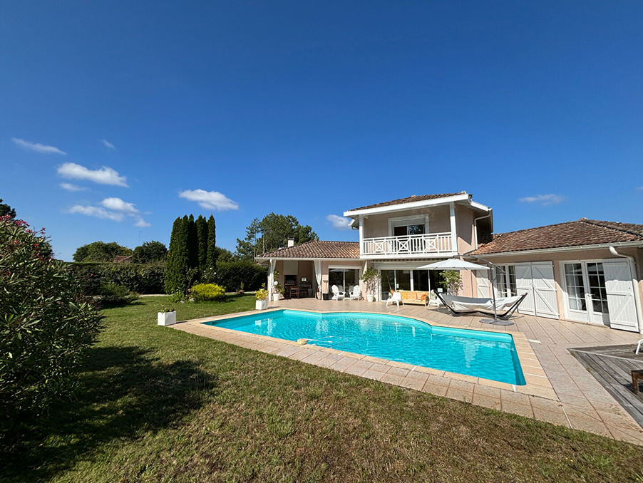 Vente Maison MOLIETS ET MAA  950 000 €