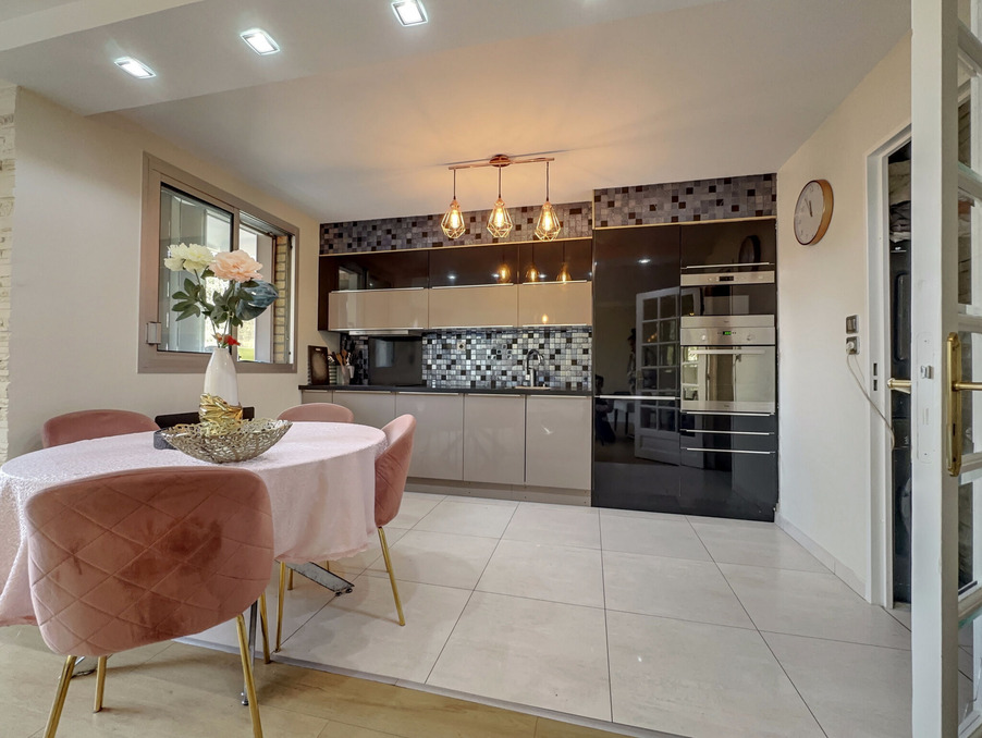 Vente Appartement Lille  242 000 €