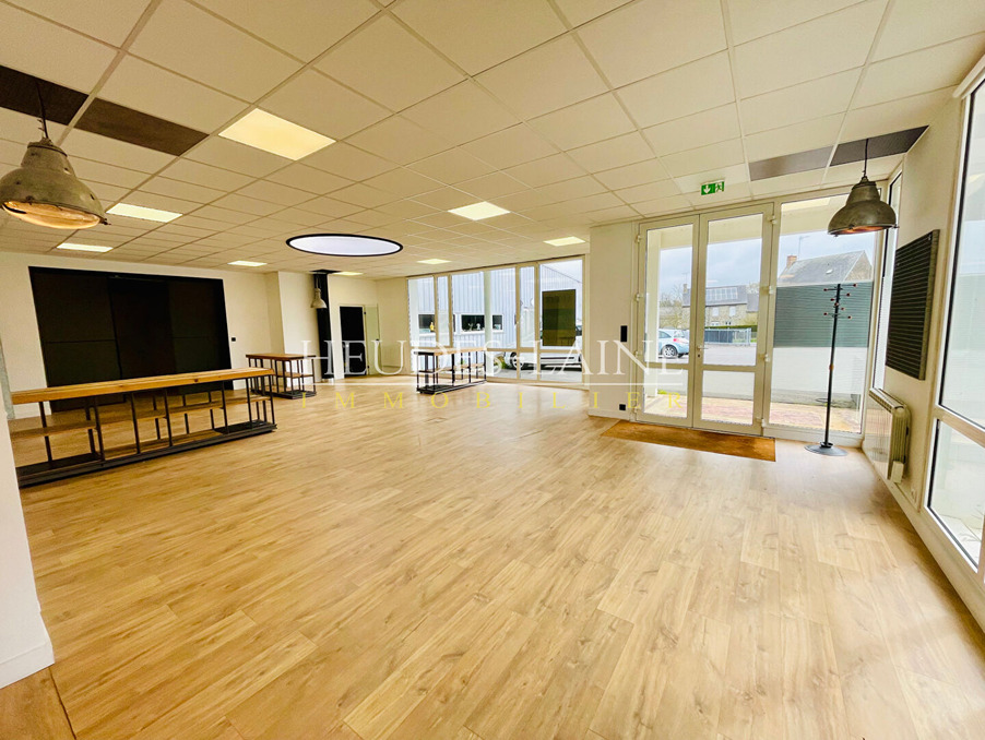 Location Local Precey 1 590 €