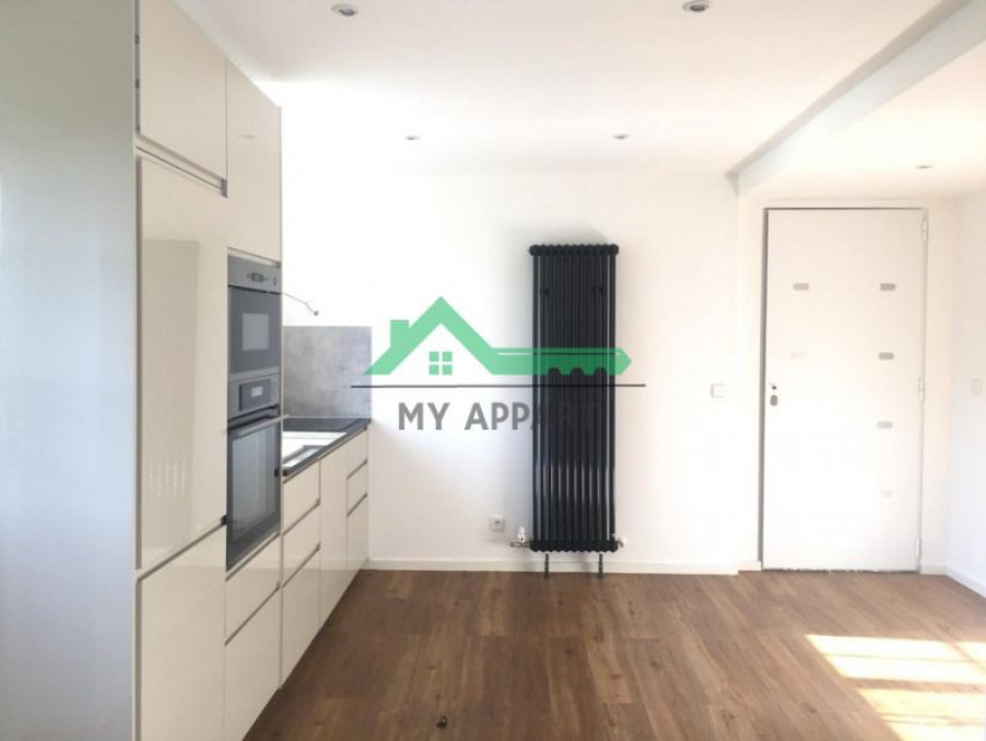 Location Appartement PARIS 16EME ARRONDISSEMENT  845 €