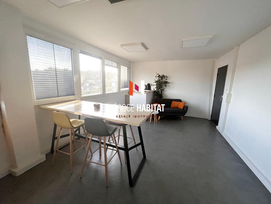 Location Local Saint-Jean-de-Védas  515 €
