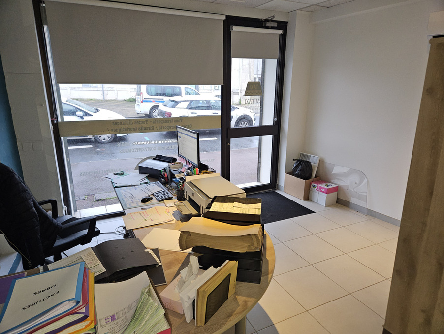 Vente Local Saujon 87 000 €