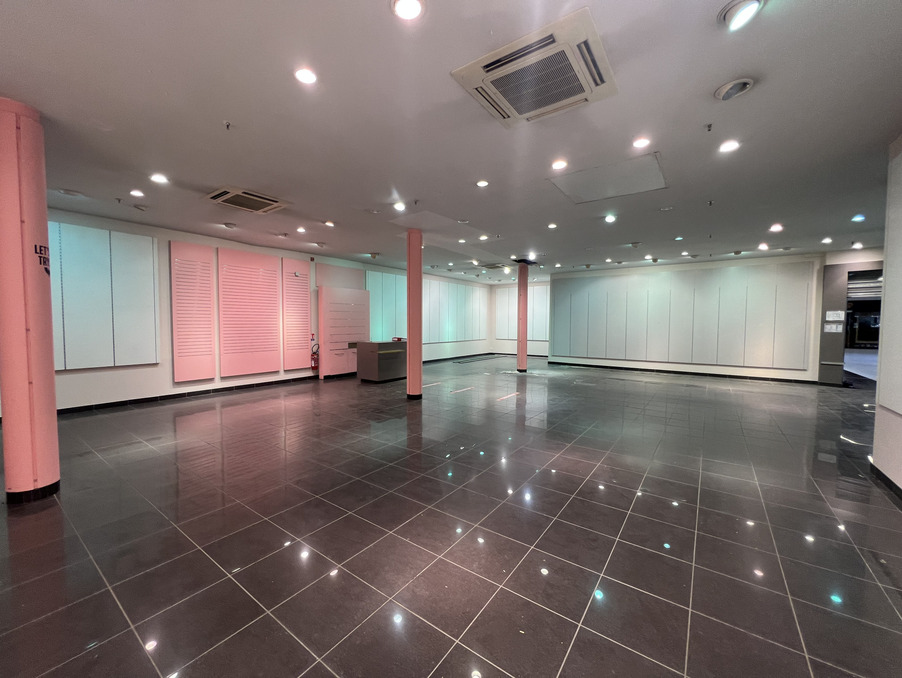 Vente Local Poitiers  265 000 €