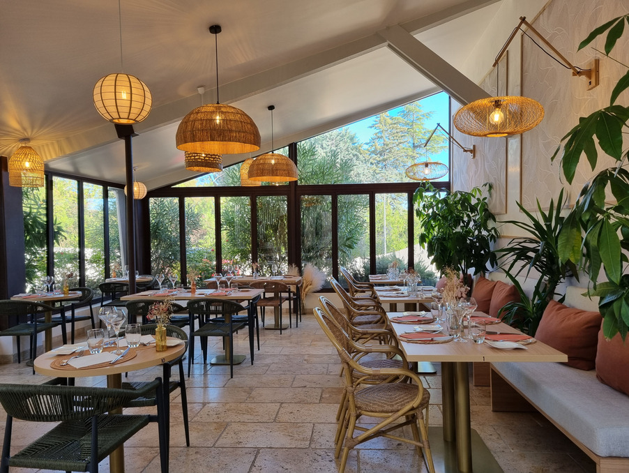 Vente Local Manosque  150 000 €
