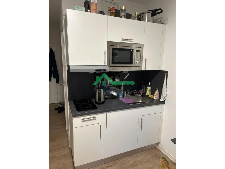 Location Appartement PARIS 6EME ARRONDISSEMENT  817 €