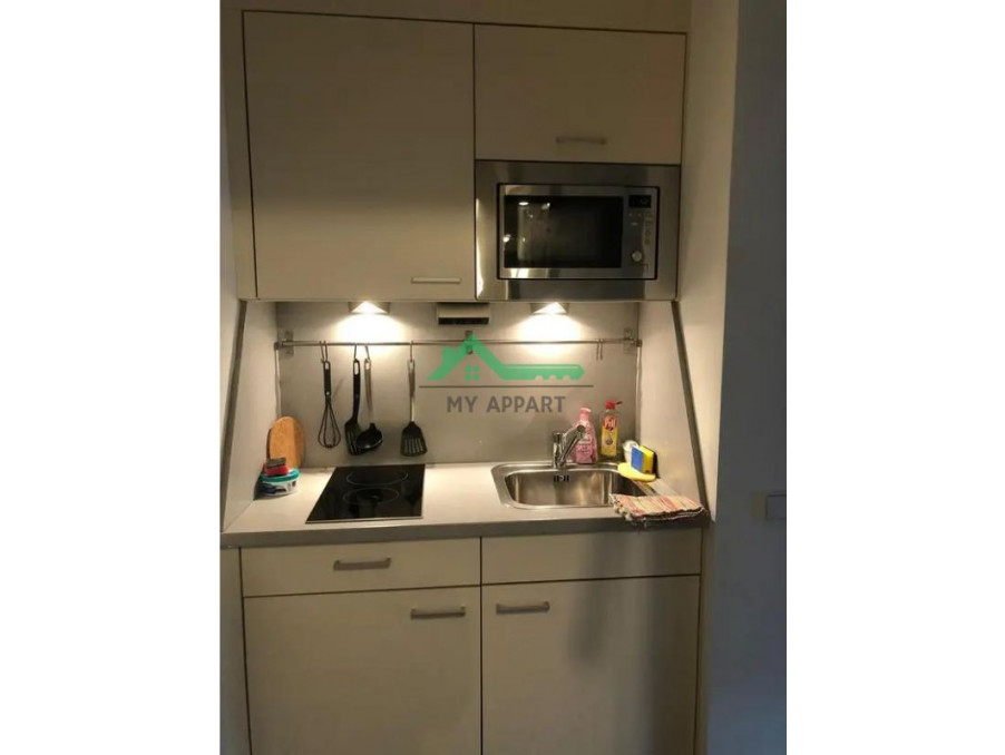 Location Appartement BORDEAUX  645 €