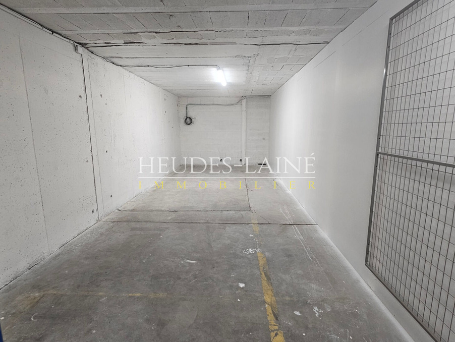 Location Local Precey  180 €