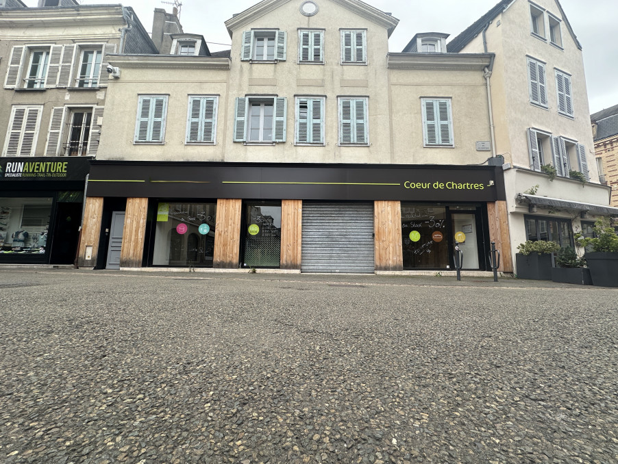 Location Local CHARTRES 3 700 €