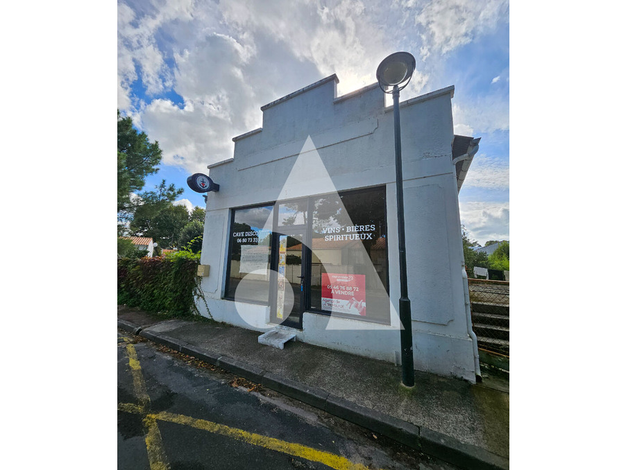 Vente Local Ronce les bains  136 500 €