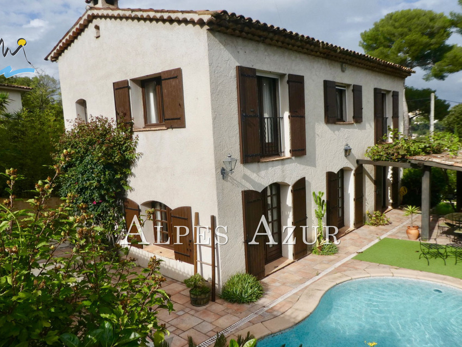 Vente Maison Cagnes-sur-Mer  860 000 €