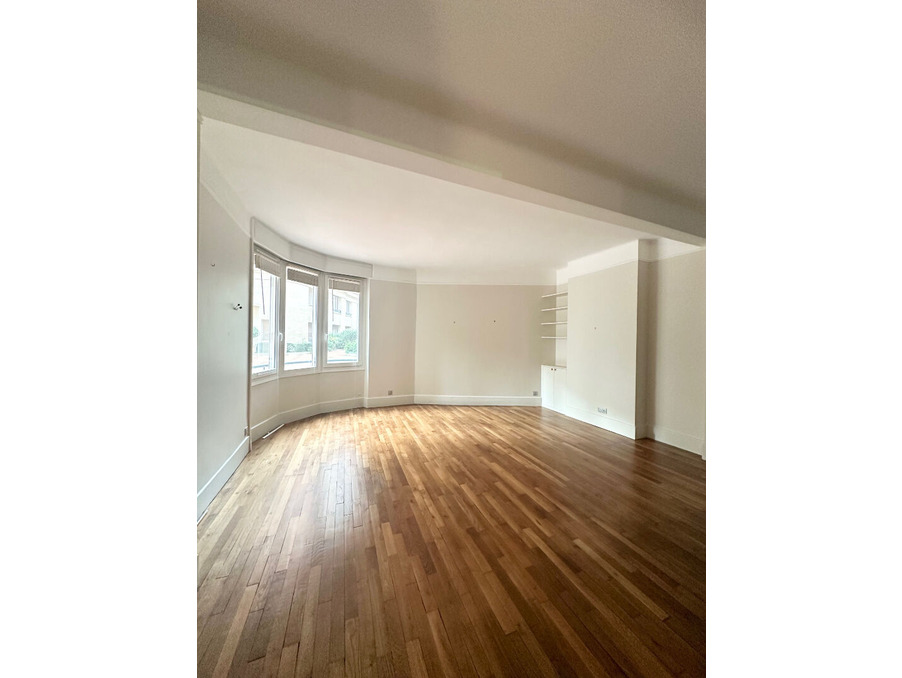 Vente Appartement Paris  445 000 €