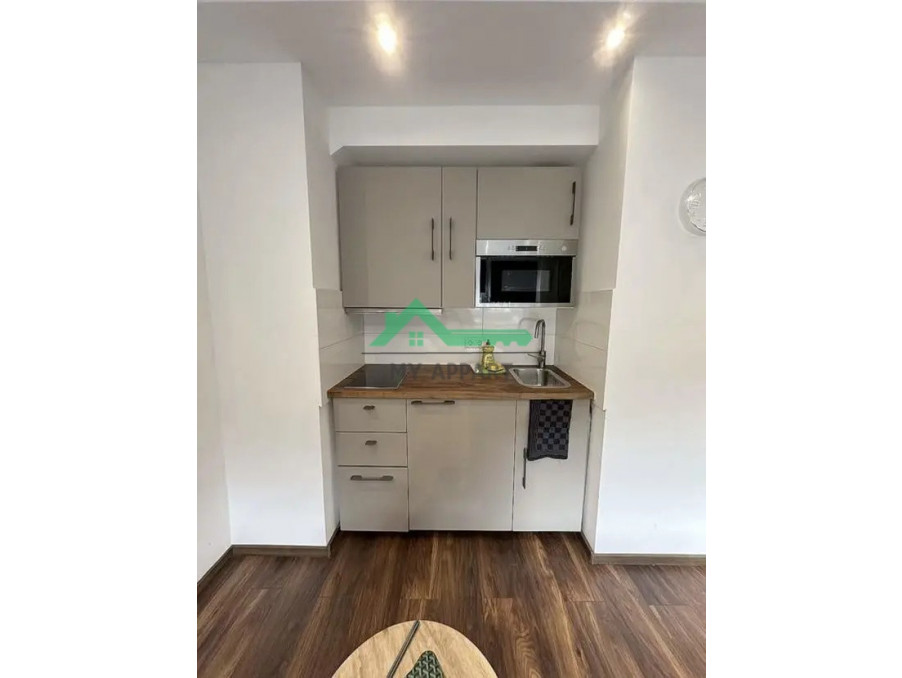 Location Appartement PARIS 14EME ARRONDISSEMENT  984 €